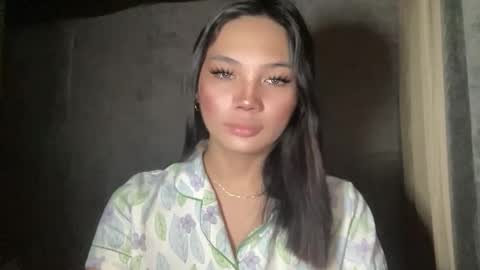 Snapshot of mysteryman_xxx chatting on February 4, 2026, 2:39 am UR GIRL NEXTDOOR online show from February 4, 2026, 2:39 am