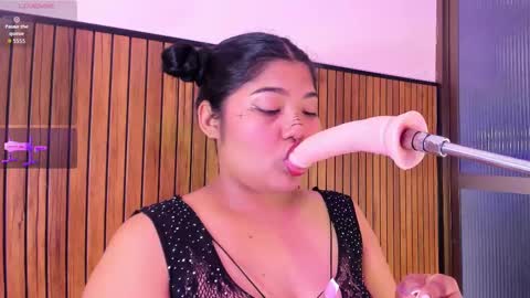 Snapshot of mysticlatina chatting on September 26, 2025, 12:09 pm mysti online show from September 26, 2025, 12:09 pm