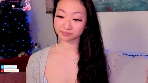 MySweetSofie online show from December 16, 2025, 5:07 pm