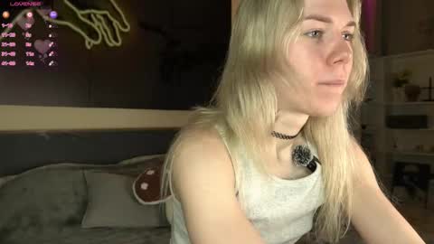Olivia or just olive online show from February 8, 2026, 7:17 pm