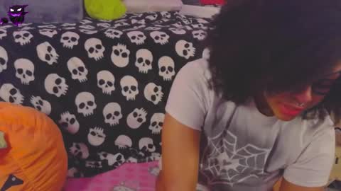 kiwi online show from December 17, 2024, 3:28 am