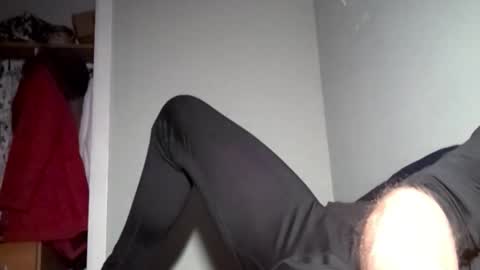 Snapshot of n33ds2br33d chatting on November 21, 2025, 4:00 am n33ds2br33d online show from November 21, 2025, 4:00 am