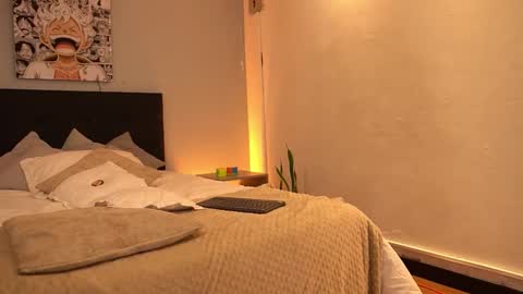 AMY online show from February 17, 2026, 9:21 pm