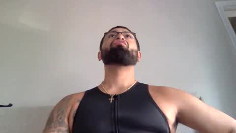 nacho25dc online show from October 19, 2025, 7:25 pm