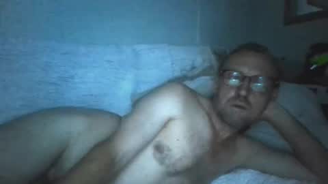 nachtigall25 online show from September 11, 2025, 10:21 pm