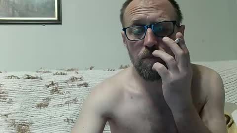 nachtigall25 online show from February 6, 2026, 5:12 am