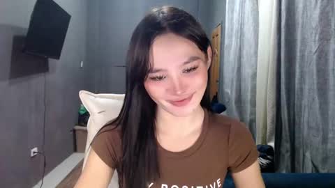 nadiestar online show from February 26, 2025, 10:58 am