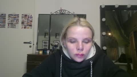 nadyagt online show from March 28, 2026, 7:02 pm