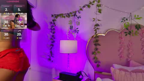 NahiaraReina  online show from March 17, 2026, 2:20 pm