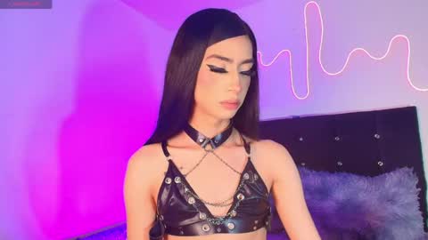 NahiaVictoria  online show from April 17, 2026, 9:12 am