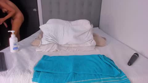 Laura online show from February 28, 2025, 2:42 am