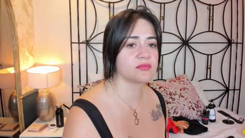 Snapshot of nahomi_sweett chatting on September 20, 2025, 10:49 am Nahomi online show from September 20, 2025, 10:49 am