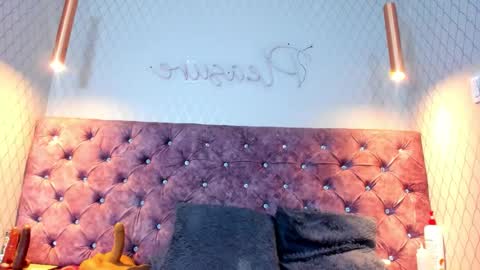 Nahomi online show from February 27, 2026, 4:45 am