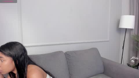 nahomycarterr online show from March 12, 2026, 11:38 am