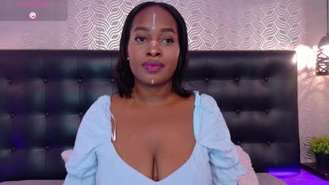 Snapshot of naiaramasson_ chatting on February 6, 2026, 12:30 pm naiaramasson_ online show from February 6, 2026, 12:30 pm