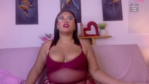 Snapshot of nairagold_ chatting on June 16, 2026, 12:57 am nairagold_ online show from June 16, 2026, 12:57 am