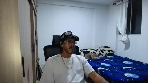 Snapshot of naitsihrc chatting on November 26, 2025, 4:57 am Nait online show from November 26, 2025, 4:57 am