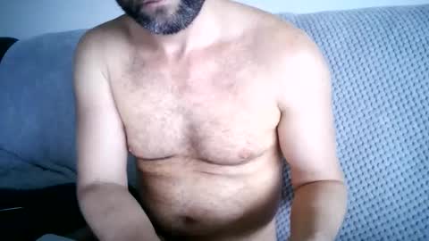 Snapshot of naked_dude25 chatting on December 7, 2024, 1:25 am naked_dude25 online show from December 7, 2024, 1:25 am