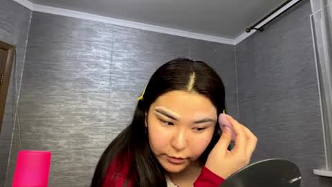 Leyla online show from June 11, 2026, 4:27 pm