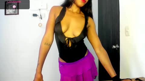 N A L A  NEW instagram nala jordan08 online show from February 11, 2025, 6:11 pm