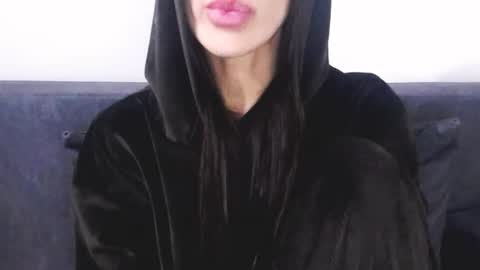 Snapshot of name666999 chatting on February 5, 2026, 4:33 pm Lady online show from February 5, 2026, 4:33 pm