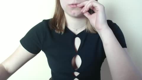 Nana online show from March 5, 2026, 5:58 am