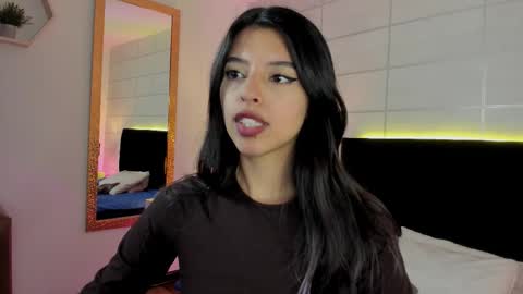 Nana  online show from February 18, 2026, 7:54 pm