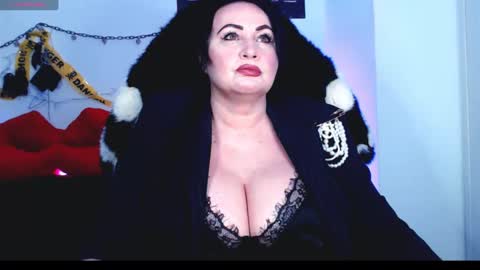 Snapshot of nanalagloss chatting on January 14, 2025, 12:14 pm NanaLaGloss online show from January 14, 2025, 12:14 pm