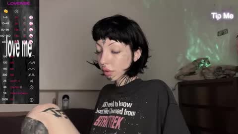 Snapshot of nananevaeragain chatting on December 18, 2024, 5:00 pm Nana online show from December 18, 2024, 5:00 pm