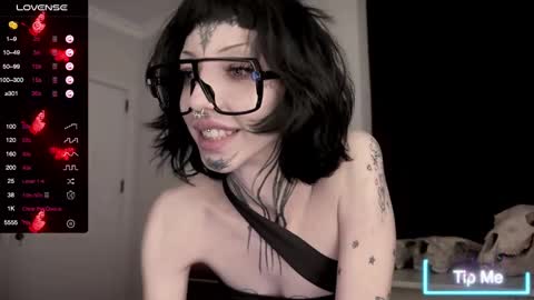 Snapshot of nananevaeragain chatting on February 7, 2025, 3:08 pm Nana online show from February 7, 2025, 3:08 pm