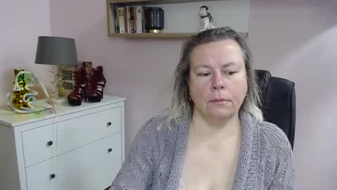Nancy online show from January 14, 2025, 5:51 am