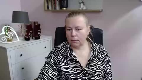 Nancy online show from February 19, 2025, 8:44 am