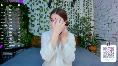 Snapshot of nancycaseys chatting on March 11, 2025, 6:10 am Luna online show from March 11, 2025, 6:10 am