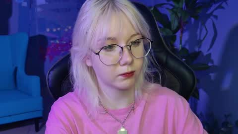 Snapshot of nancymartinez chatting on February 18, 2025, 8:38 am nancymartinez online show from February 18, 2025, 8:38 am