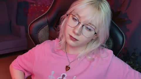 Snapshot of nancymartinez chatting on February 18, 2025, 11:44 am nancymartinez online show from February 18, 2025, 11:44 am