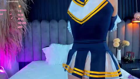 Snapshot of nanda_vixen_ chatting on March 5, 2026, 11:23 pm Nanda online show from March 5, 2026, 11:23 pm