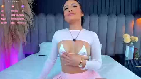 Snapshot of nanda_vixen_ chatting on March 19, 2026, 1:53 am Nanda online show from March 19, 2026, 1:53 am