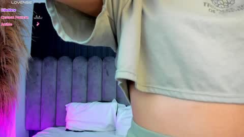 Snapshot of nanda_vixen_ chatting on April 2, 2026, 1:03 am Nanda online show from April 2, 2026, 1:03 am