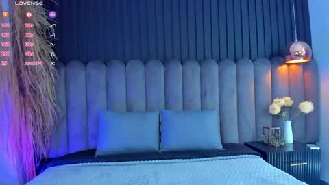 Snapshot of nanda_vixen_ chatting on April 13, 2026, 11:43 pm Nanda online show from April 13, 2026, 11:43 pm