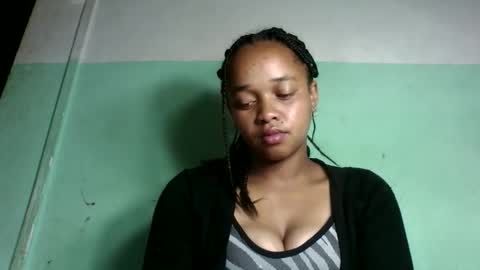 nandrianina416143 online show from February 12, 2026, 4:07 am