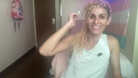 Snapshot of nanikitty69 chatting on December 3, 2024, 2:25 am Nanki Teresa online show from December 3, 2024, 2:25 am