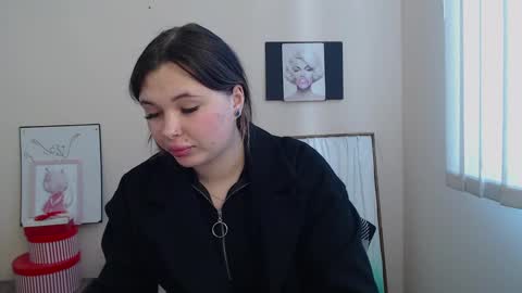 Naomy online show from January 9, 2025, 11:47 am