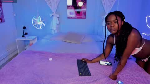 Naomi online show from April 7, 2026, 7:58 pm