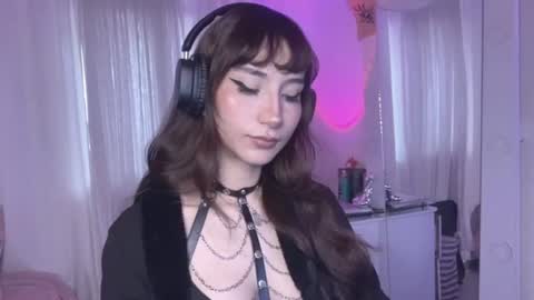  Naomi  online show from July 8, 2026, 1:15 pm