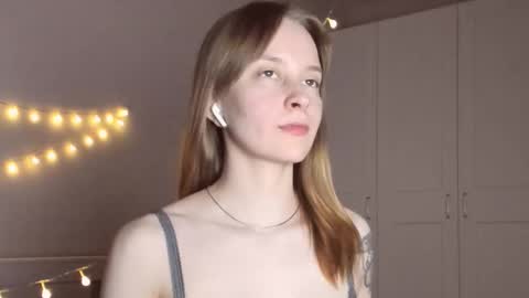 Naomi online show from April 2, 2026, 9:01 pm