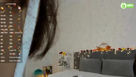 Snapshot of naomi_tara chatting on October 10, 2025, 2:16 pm Naomi online show from October 10, 2025, 2:16 pm