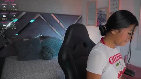 Naomi-Gray  online show from July 8, 2026, 11:04 am