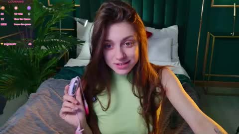 Snapshot of naomimur chatting on October 9, 2025, 5:05 am Naomi online show from October 9, 2025, 5:05 am