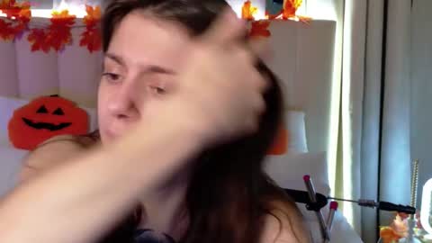 Snapshot of naomimur chatting on October 29, 2025, 5:10 am Naomi online show from October 29, 2025, 5:10 am