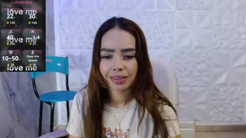 Naomis online show from June 15, 2026, 2:19 pm